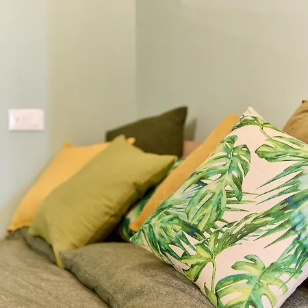 Cozy With A View In شقة سان مينياتو