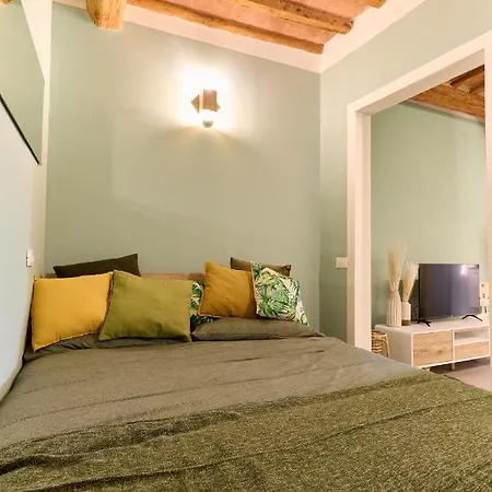 Cozy With A View In شقة